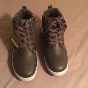 Eddie Bauer boys boots